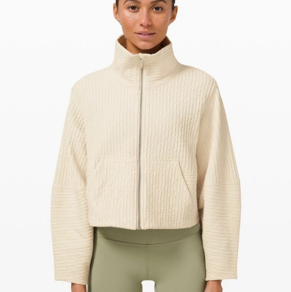 lululemon athletica Jackets & Blazers - New Lululemon Textured Cropped Jacket Size M/L